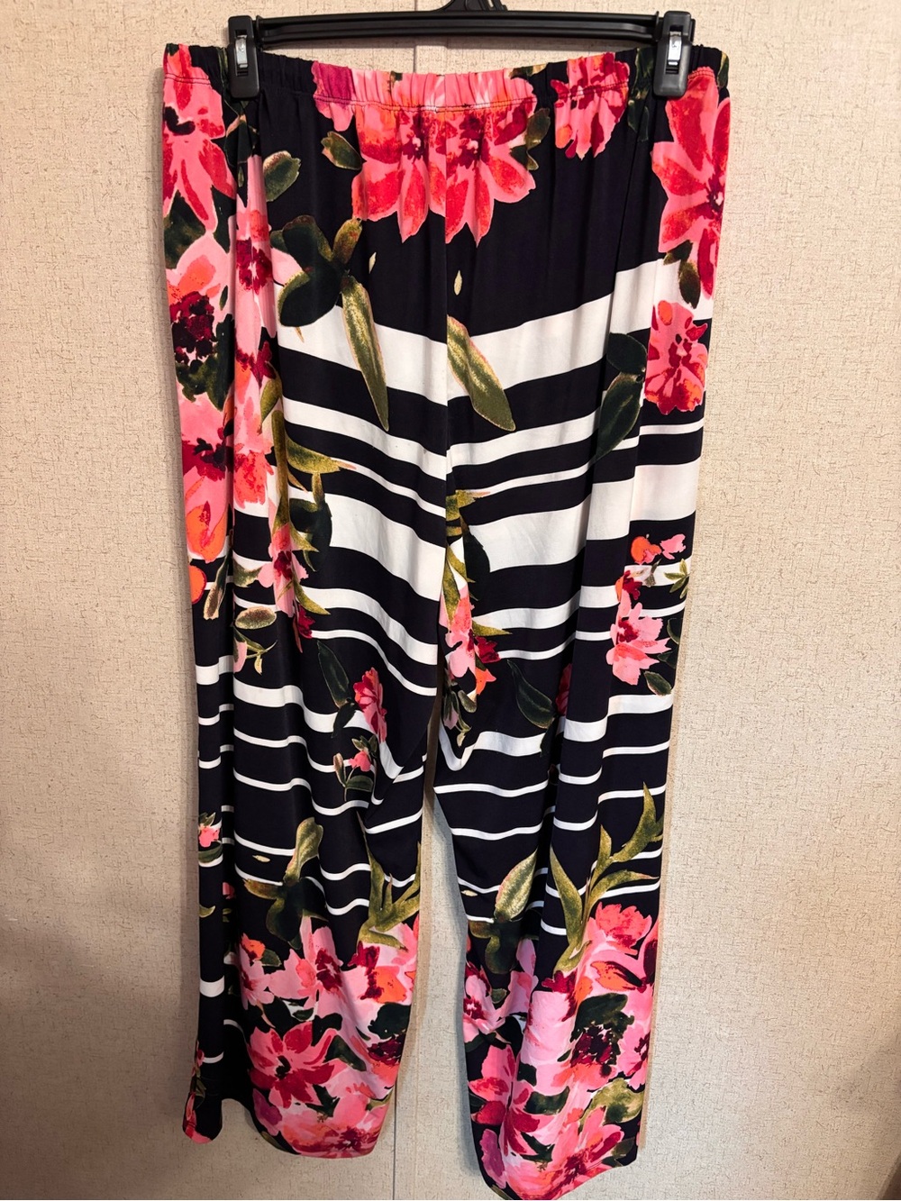 Floral Stripe Wide-Leg Lounge Pants - Black & Pink Melissa Paige 3x - Picture 3 of 3